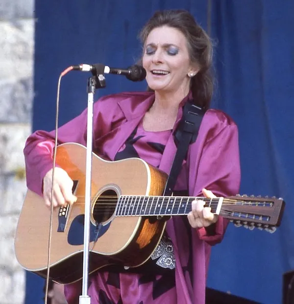 Judy Collins in performance thumbnail