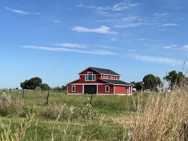 Ashcroft Family Farm thumbnail