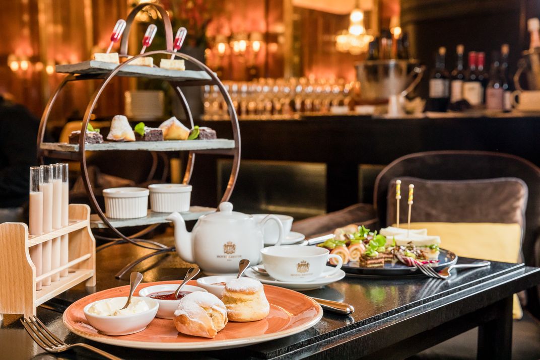 Cafe at the Hotel Bristol. Credit: Austria Tourism Bureau / Hotel Bristol Vienna