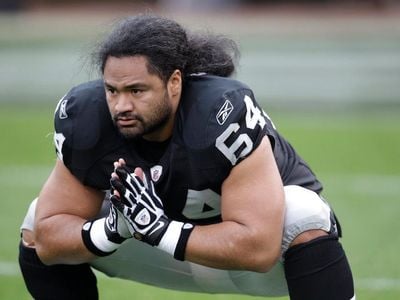 Former NFL center Samson Satele was born in Hawai‘i and played college football there. He’s one of a growing number of pro football players of Samoan descent.