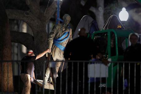 A statue of Confederate General Robert E. Lee was removed from the University of Texas at Austin campus, early Monday morning.
