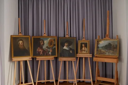 After months of careful negotiations, the mayor of Gotha was able to secure the return of the long-missing paintings.