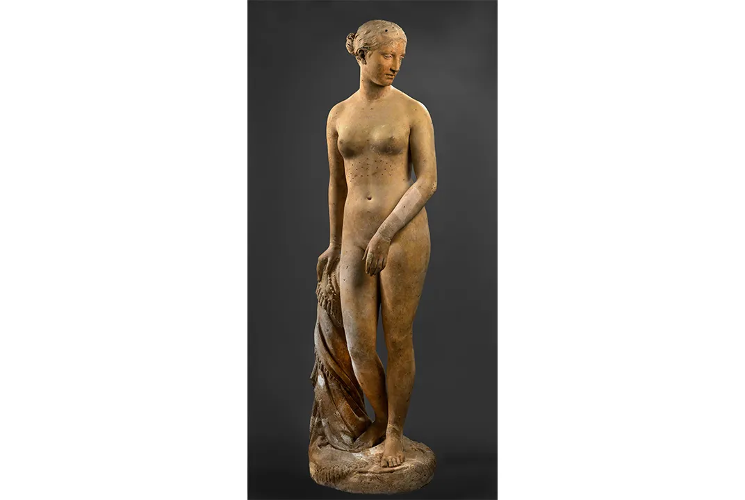 ancient greek sculpture woman