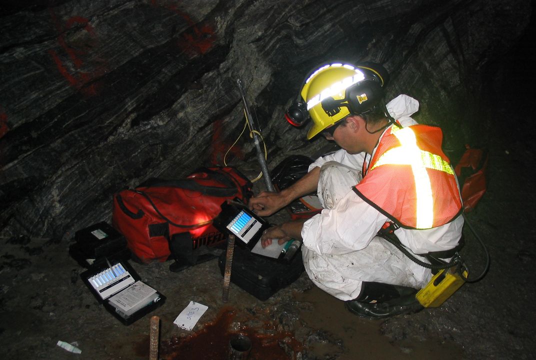 smithsonianmag.com - Margherita Bassi - This Canadian Mine Might Release Enough Natural Hydrogen Each Year to Power 400 Homes, Hinting at an Untapped Source of Clean Energy