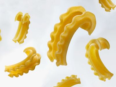 Cascatelli, a play on the word for waterfall in Italian, was designed to hold the right amount of sauce with its 90-degree curve and hollow slide-like inside.

