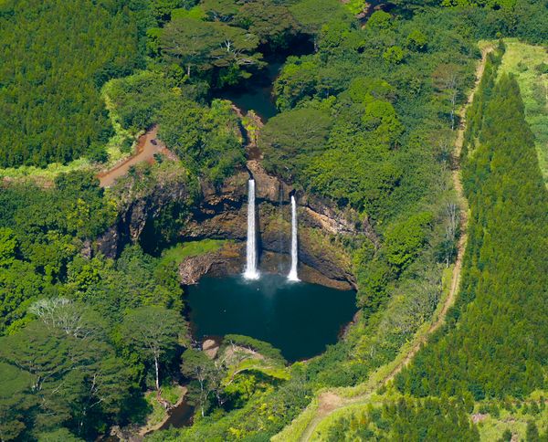 natural beauty hidden in the mountains of Kauai thumbnail