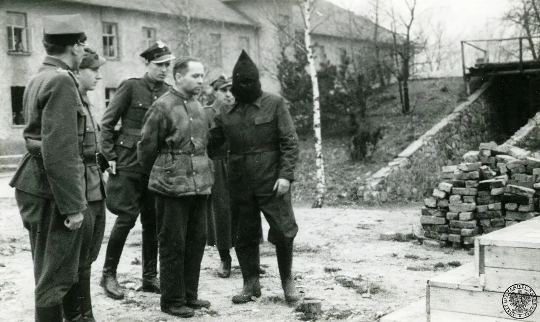 Höss, moments before his execution by hanging in April 1947