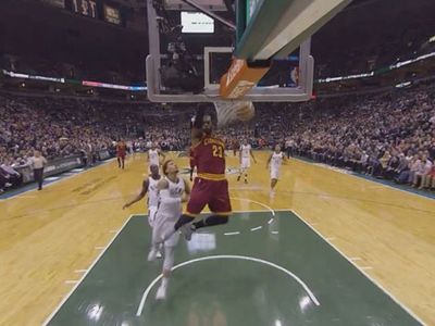 A VR image from behind the net in last week's Cleveland Cavaliers-Milwaukee Bucks game.