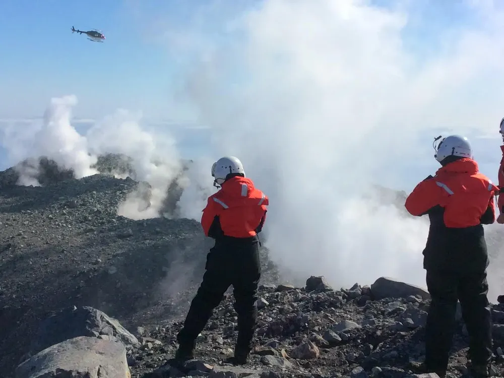 expedition-arctic-volcanoes-video-thumbnail.jpg