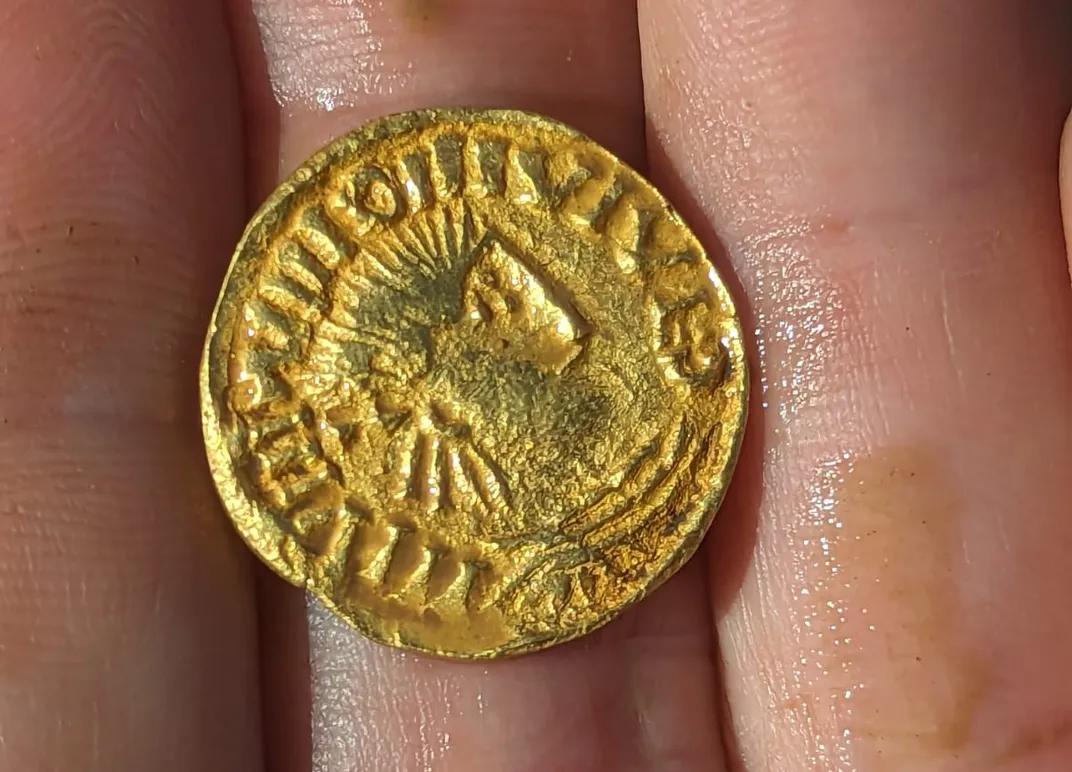 An imitation of a gold solidus minted under Louis the Pious