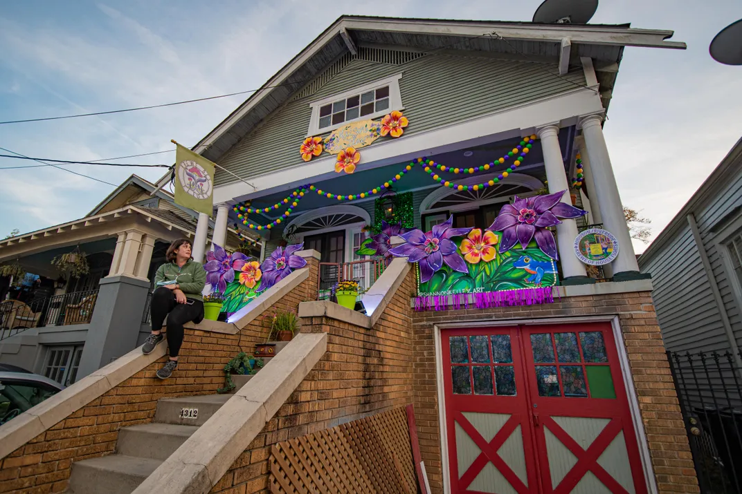 A New Orleans "house float" decorated for Mardi Gras