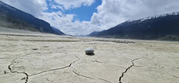 Reschen Lake Italy without water thumbnail