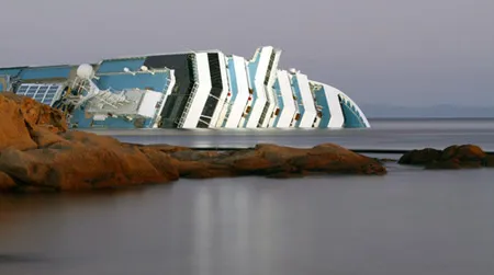 Costa Concordia cruise ship runs aground