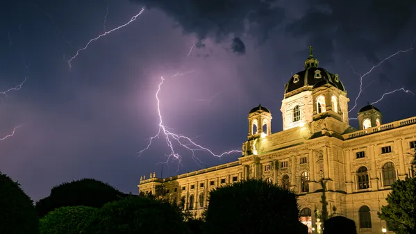 Lightning over the Museum of Art History thumbnail