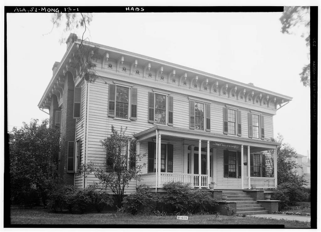 A Tale of Two White Houses