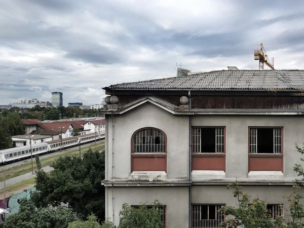 Abandoned factory in Zagreb thumbnail