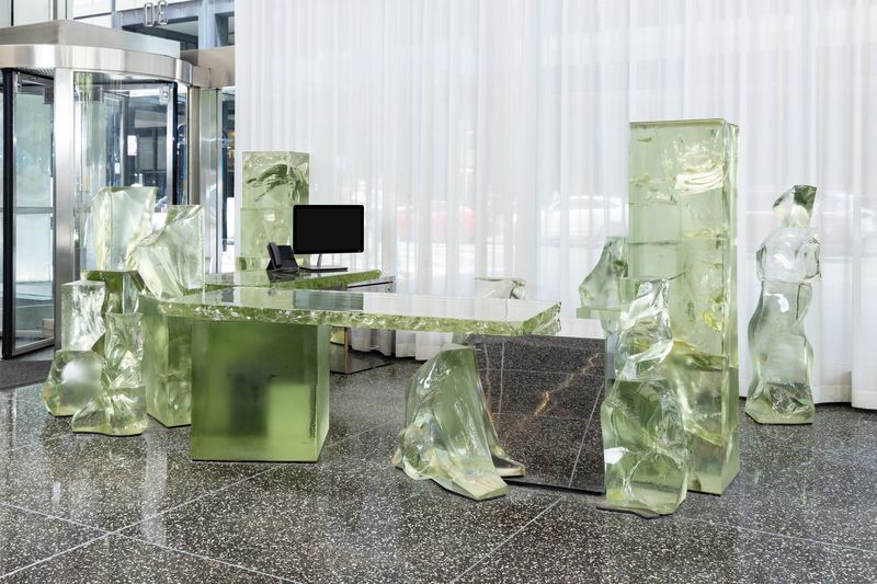 ‘Like an Explosion in a Glass Factory': Frank Gehry's Seven-Ton ‘Icehenge' Desk That Once Graced a Skyscraper Lobby Is Up for Auction