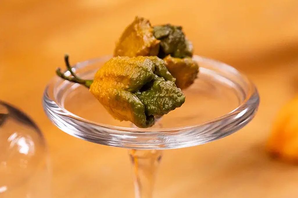 Pepper X on a clear plate