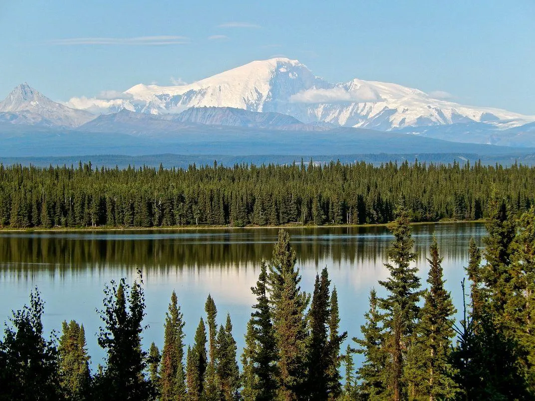 Seven Natural Phenomena Worth Traveling to Alaska For