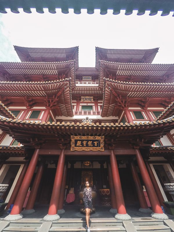 Don't miss out on the secret garden at the top of Buddha Tooth Relic Temple thumbnail