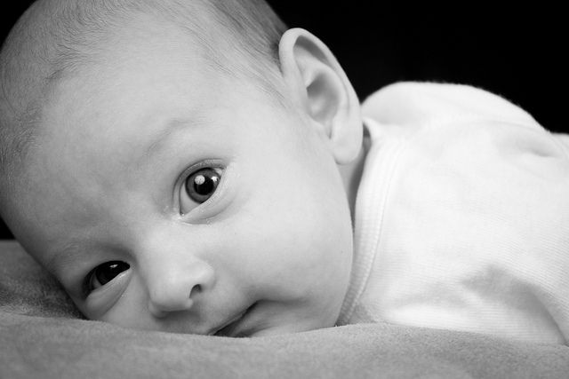 2012100111001710_01_2012_baby.jpg