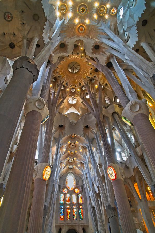 La Sagrada Familia Basilica Categral by Antonio Gaudi thumbnail