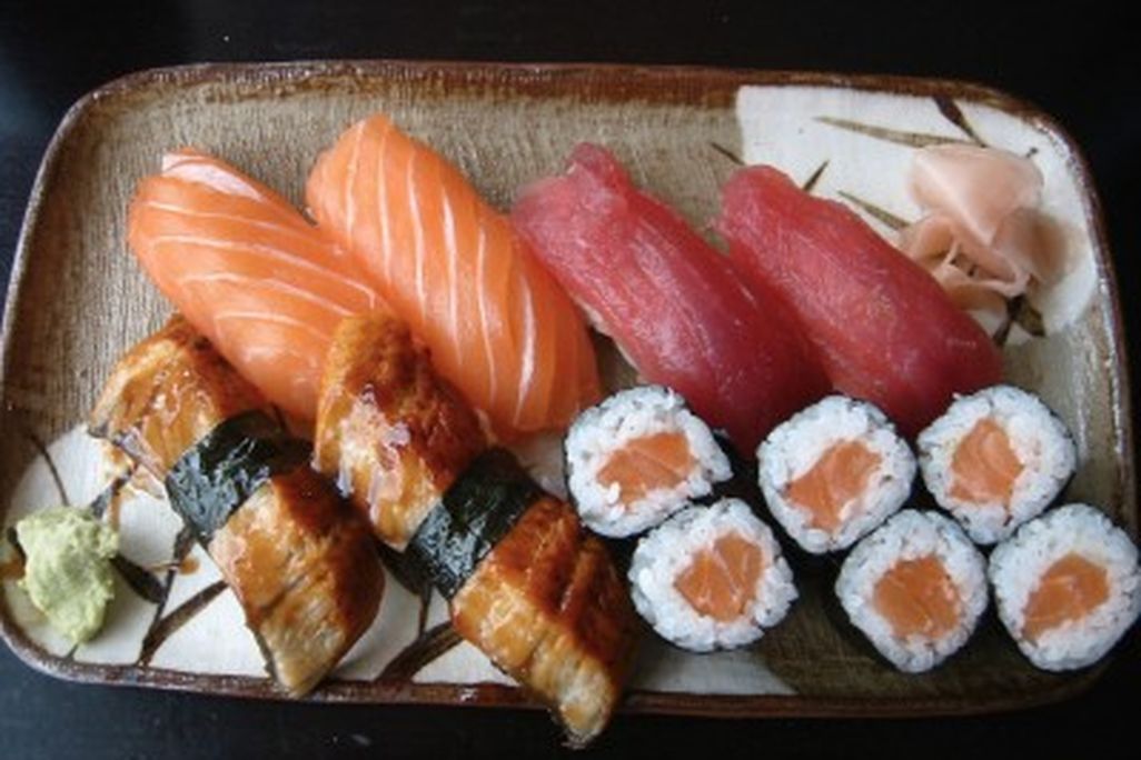 20110520090044sushi-400x300.jpg
