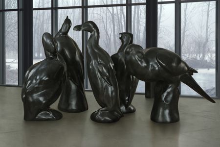 Artist Todd McGrain's sculptures of five extinct North American birds are now on display in Smithsonian gardens.