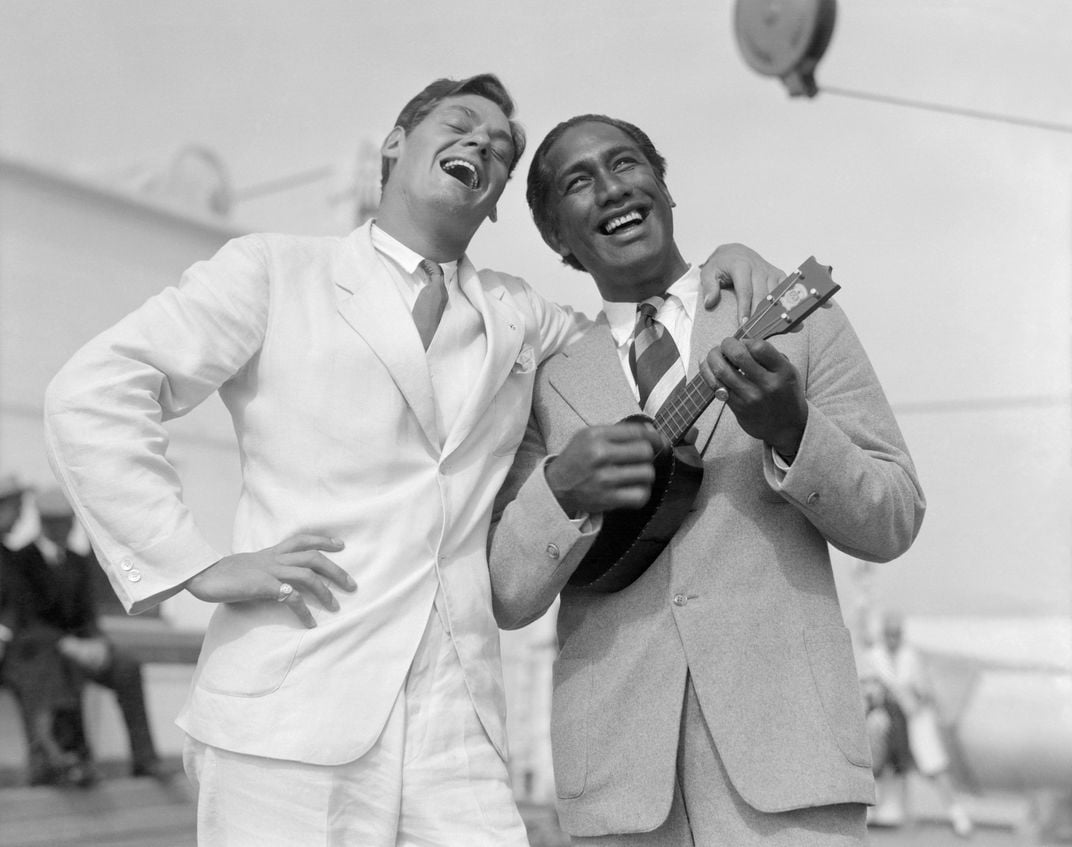 Weissmuller and Kahanamoku in 1927