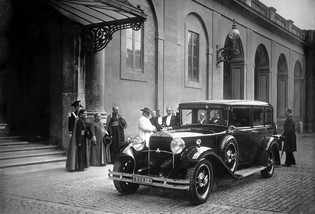 First popemobile