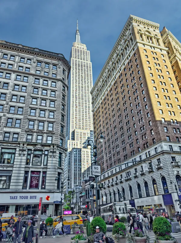 Herald Square and The Empire State Building on a Spring Day thumbnail