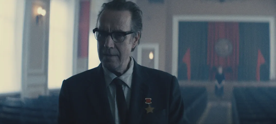 Rhys Ifans as the chief designer in "Star City"