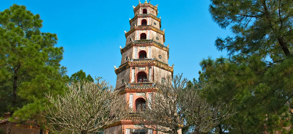  Thien Mu Pagoda in Hue 