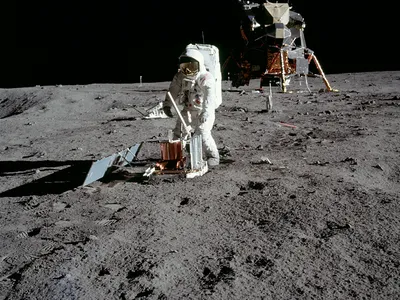 Thousands of Moonquakes Rocked the Apollo Landing Sites in Less Than a Decade image