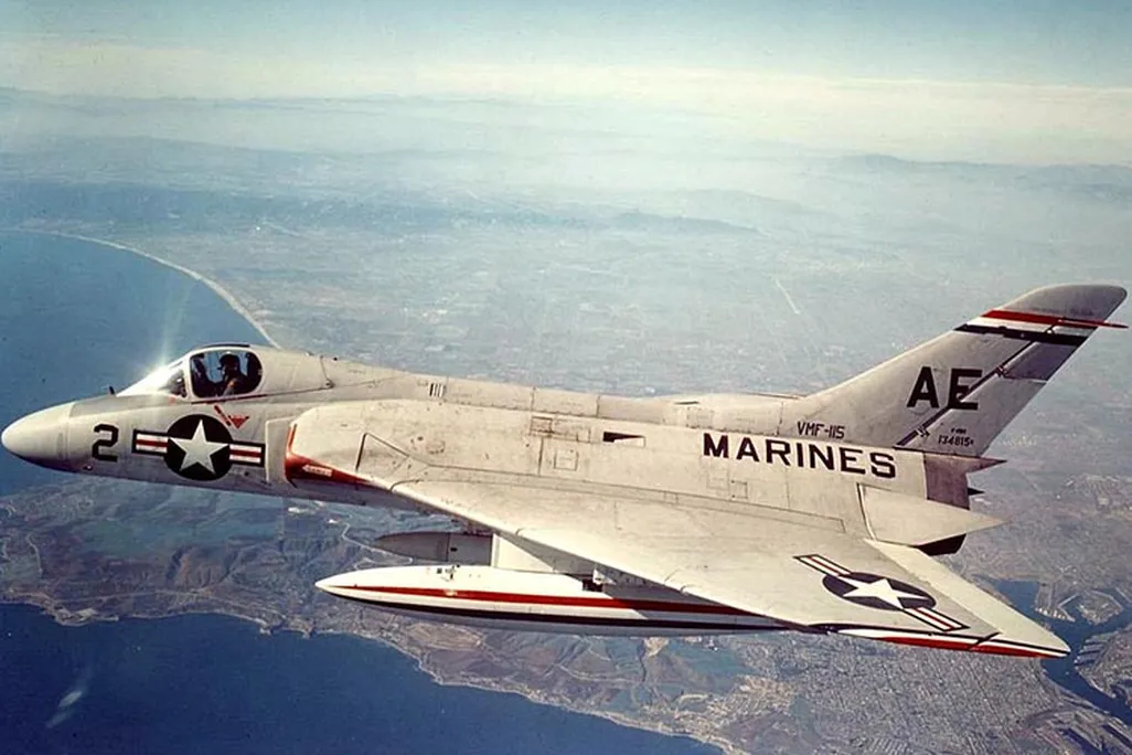 1024px-F4d_skyray.jpg