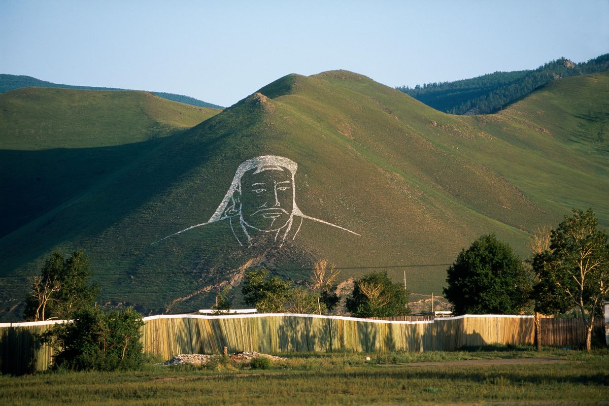 www.smithsonianmag.com
