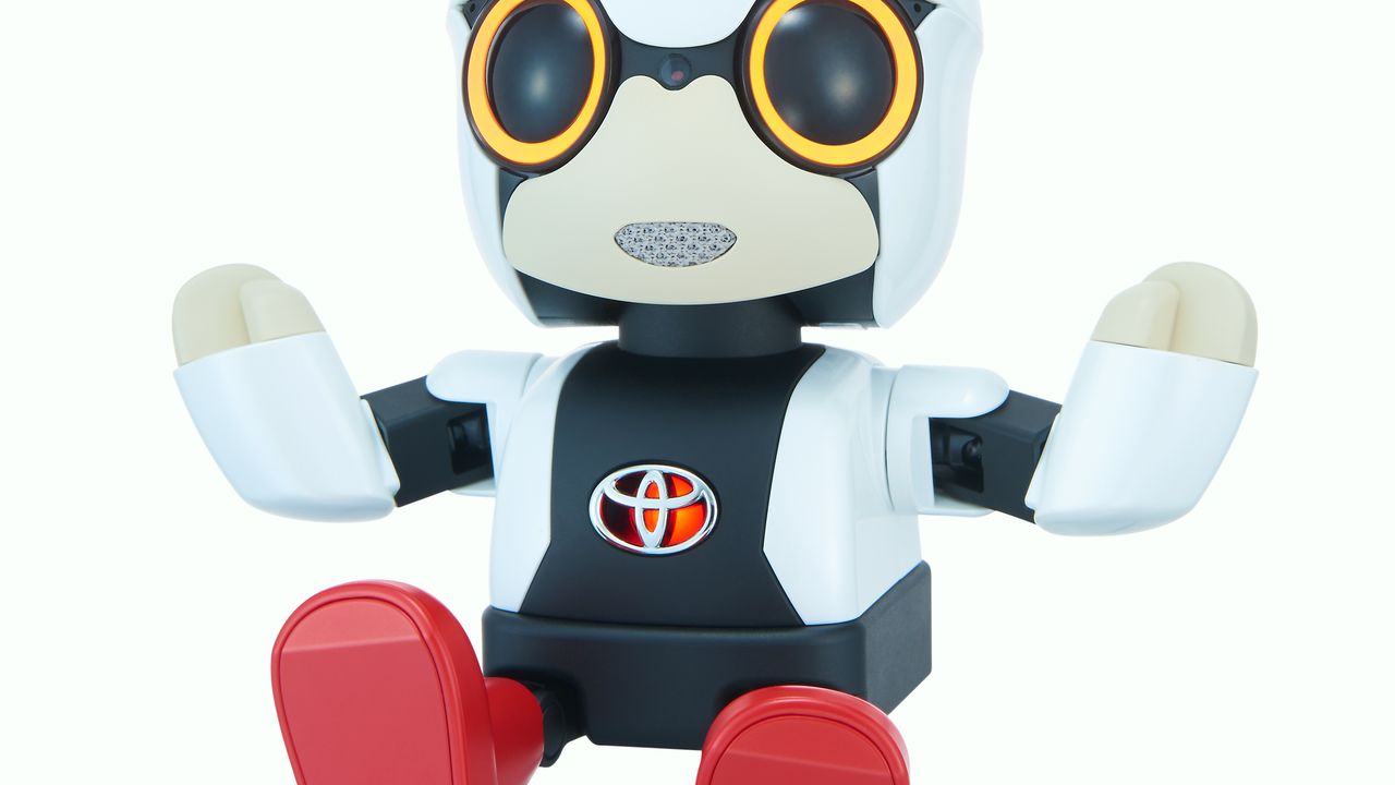 Toyota Hopes This Adorable Robot Will Make Japan Less Lonely