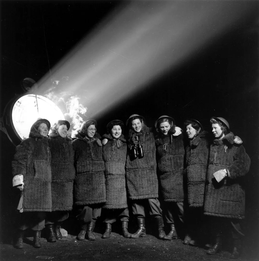 Auxilliary Territorial Service searchlight operators in London in 1943