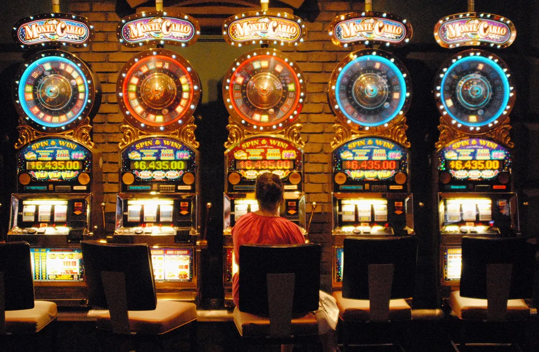 slot machine dealers las vegas