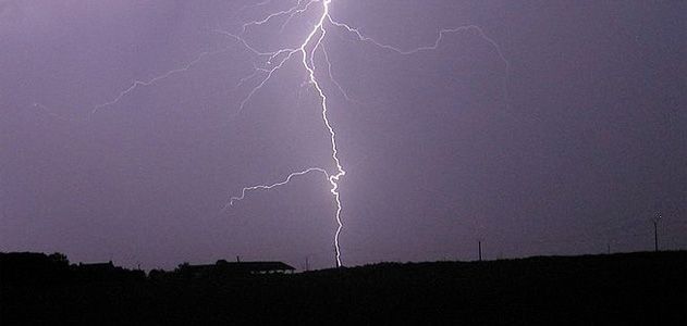 Lightning May Trigger Migraine Headaches