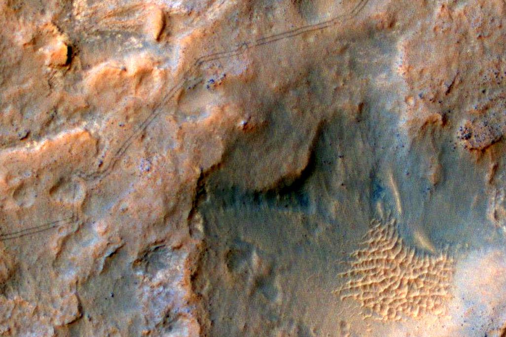 rover-tracks-Curiosity.jpg