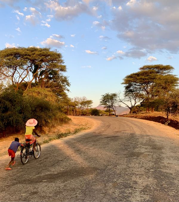 The simple life in rural Zimbabwe . thumbnail