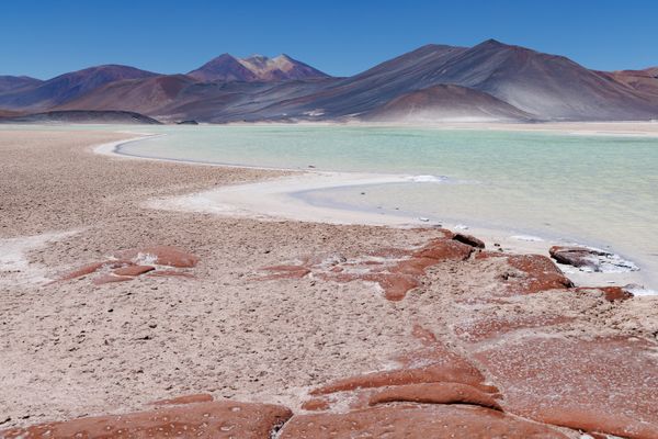 Salar del Carmen - Piedras Rojas - Atacama thumbnail