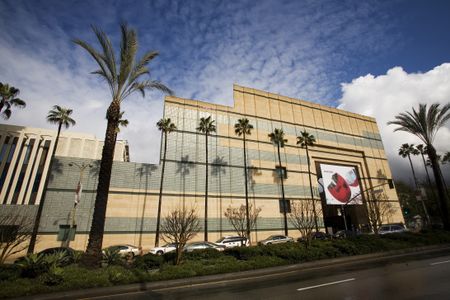 The LACMA exterior as seen from Wilshire Boulevard.