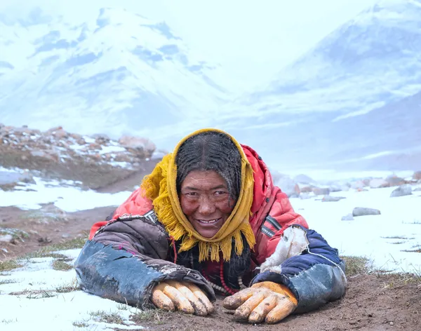 Unstoppable in Wind and Snow thumbnail