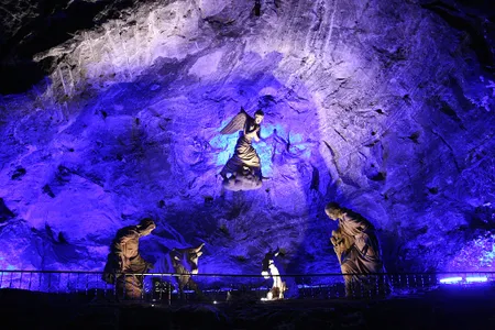 Statuary inside the salt cathedral.