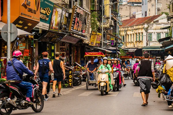 Street scene of Hanoi thumbnail