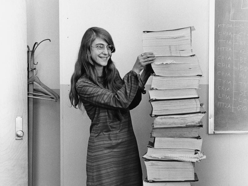 Margaret Hamilton Led the NASA Software Team That Landed Astronauts on the  Moon | At the Smithsonian| Smithsonian Magazine