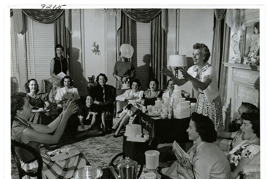 Tupperware-party.jpg