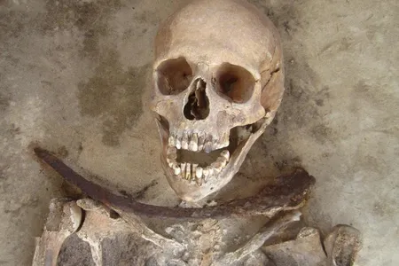 This relatives and friends of this 30-something-year-old woman suspected she might come back from the grave as a vampire, as indicated by the sickle placed directly across her neck, and meant to keep her in the ground.